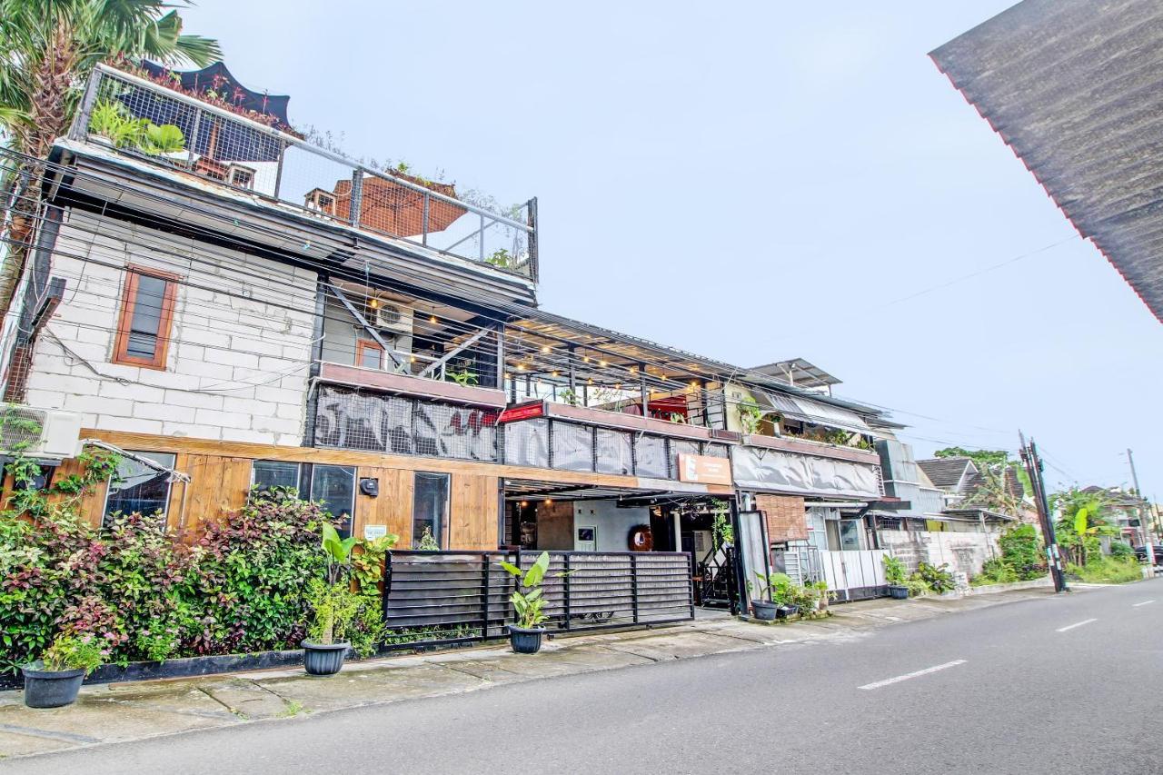 Oyo 92256 Sentosa Residence Yogyakarta Luaran gambar