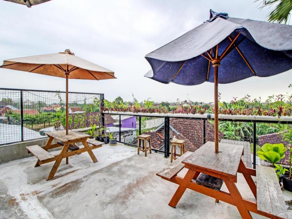 Oyo 92256 Sentosa Residence Yogyakarta Luaran gambar